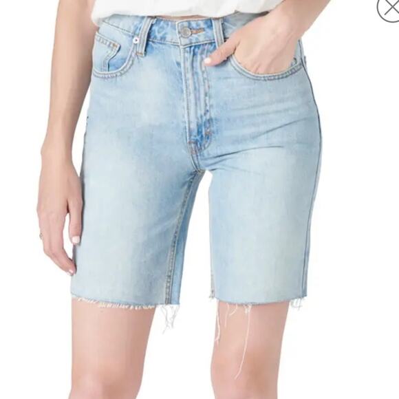 Lucky Brand Jean Shorts NWT Bermuda Denim High Rise Raw Hem Light Wash 27/4 - Picture 1 of 4